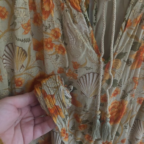 SPELL & THE GYPSY COLLECTIVE SEASHELL ROMPER in Size XS - Picture 7 of 9